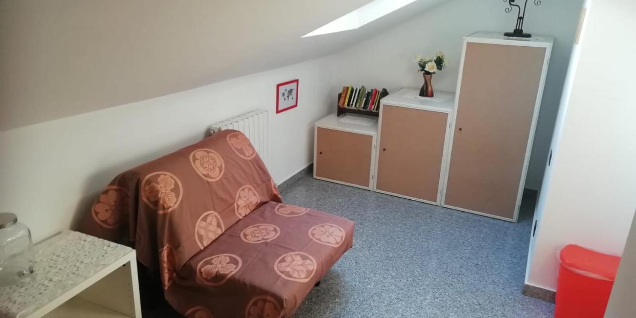 La Tua Mansarda A Bergamo Villa Luaran gambar